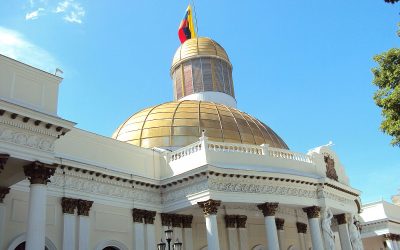 Aprueban presupuesto 2015 sin reducción de gastos suntuarios… ¿Reducir Gasto Suntuario?