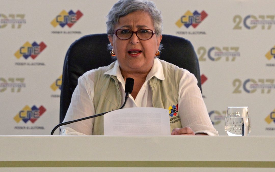 Transparencia Venezuela pide a Tibisay responder denuncias presentadas ante el CNE