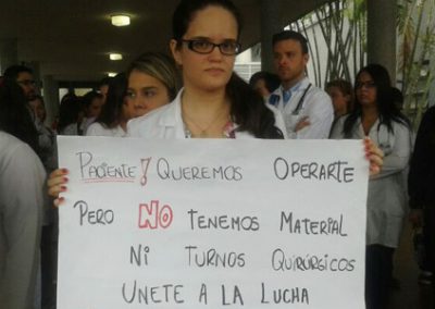 Médicos exigen a la Defensoría del Pueblo velar por derecho a la salud