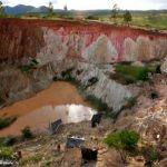 La fiebre del oro arrasa la selva