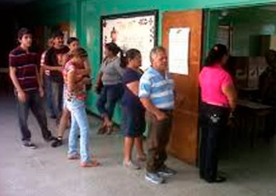 Ausencia de miembros de mesa retrasó apertura de centros de votación