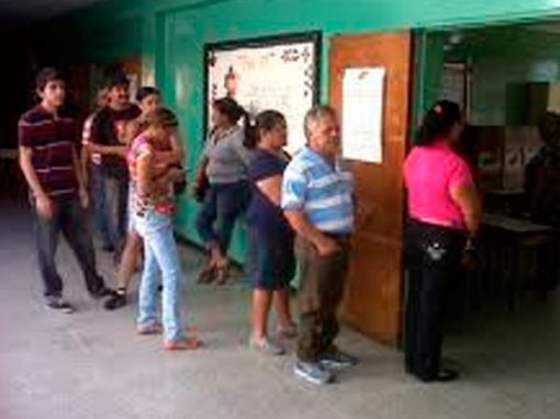Ausencia de miembros de mesa retrasó apertura de centros de votación