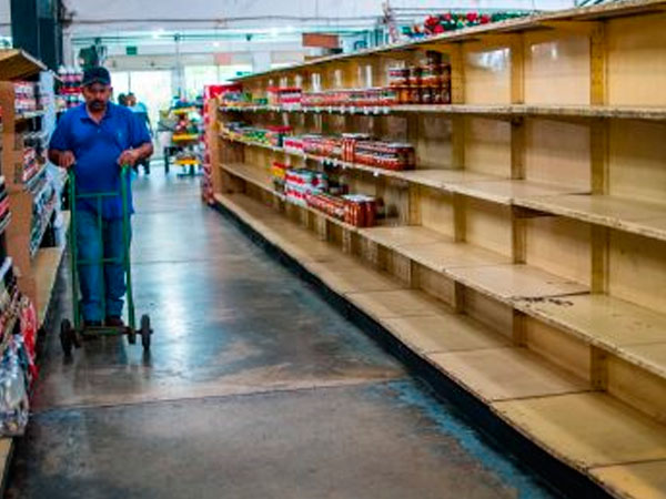 Larenses sufren la grave crisis de alimentos: viacrucis de la escasez