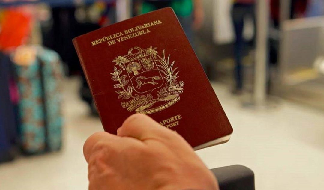 Apoya la exigencia de los venezolanos sin pasaporte