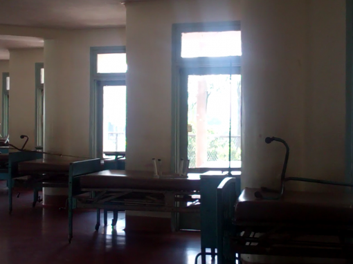 La falta de insumos merma la calidad de la atención en el Hospital Clínico Universitario