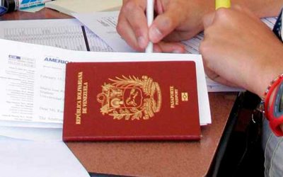 Transparencia Venezuela inició recolección de firmas para solicitar al Gobierno que agilice la entrega de pasaportes