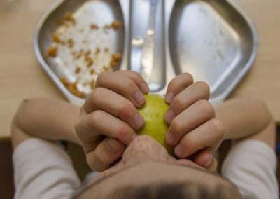 Alumnos de sexto grado denuncian la escasez en su comedor