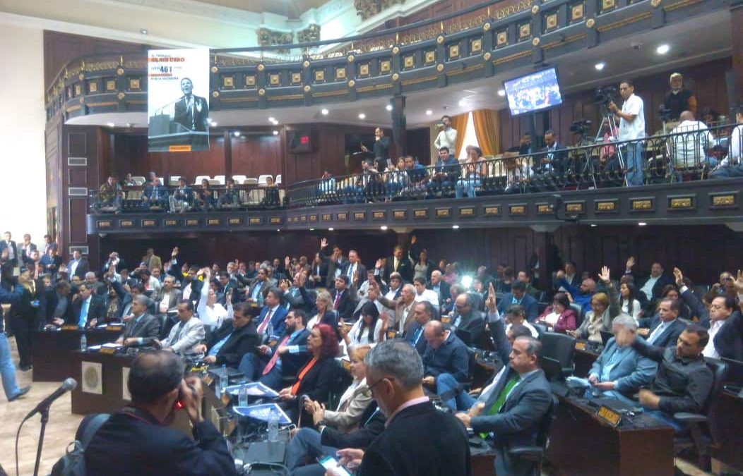 Con 105 votos a favor la Asamblea Nacional aprobó antejuicio de mérito contra Nicolás Maduro