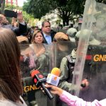 Guardia Nacional Bolivariana agredió a periodistas y diputados en la Asamblea Nacional