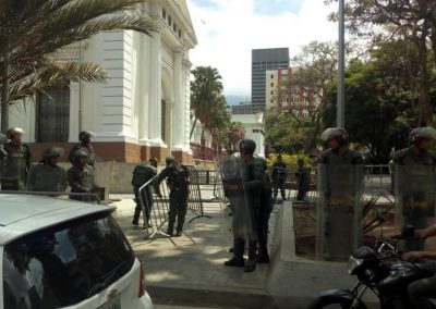GNB impide entrada de la prensa al Palacio Federal Legislativo