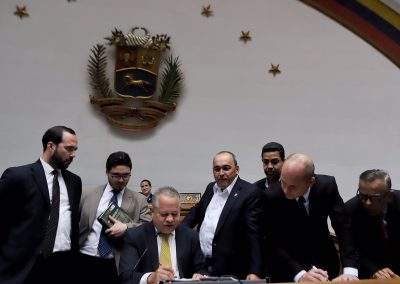 AN modificó el reglamento de debates para que diputados en el exilio puedan sesionar