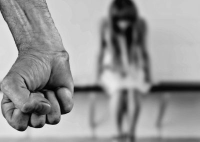 Crear un marco jurídico es clave para tipificar y sancionar la sextorsión como delito de corrupción basado en el género