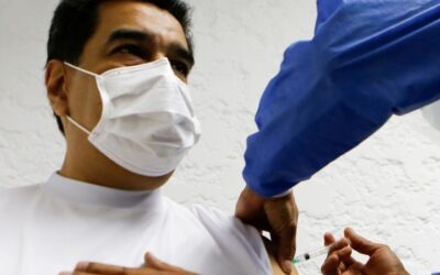 Superar la pandemia exige transparencia en vacunación