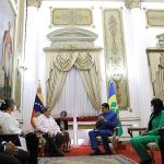 Gobierno de Maduro desempolvó diplomacia de “petrochequera”