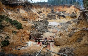 Arco Minero del Orinoco: derechos humanos y ambiente devastados