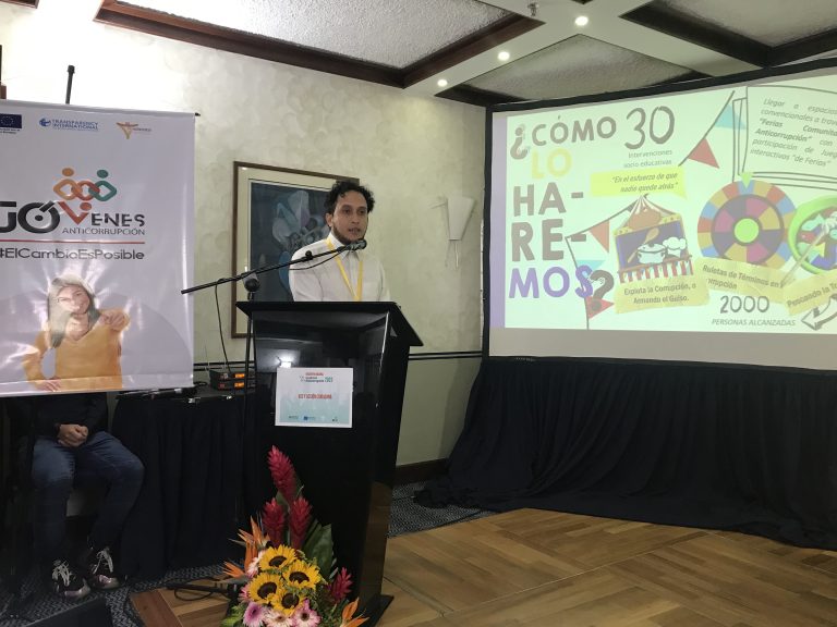 Juan Quintero muestra su Feria Juvenil para aprender sobre corrupción